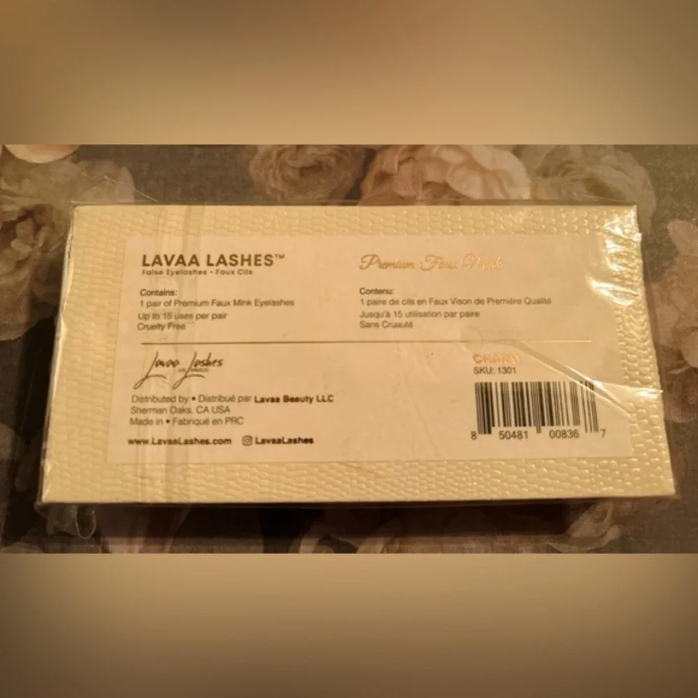 Brand new Lavaa Lashes artificial lashes, style Charm
